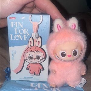Labubu Pin For Love